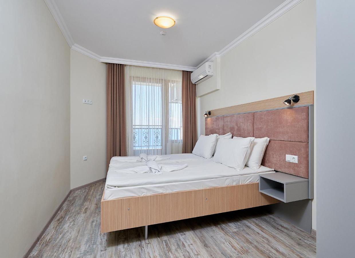 Crotiria Beach - Aparthotel เปาโมเรีย ภายนอก รูปภาพ