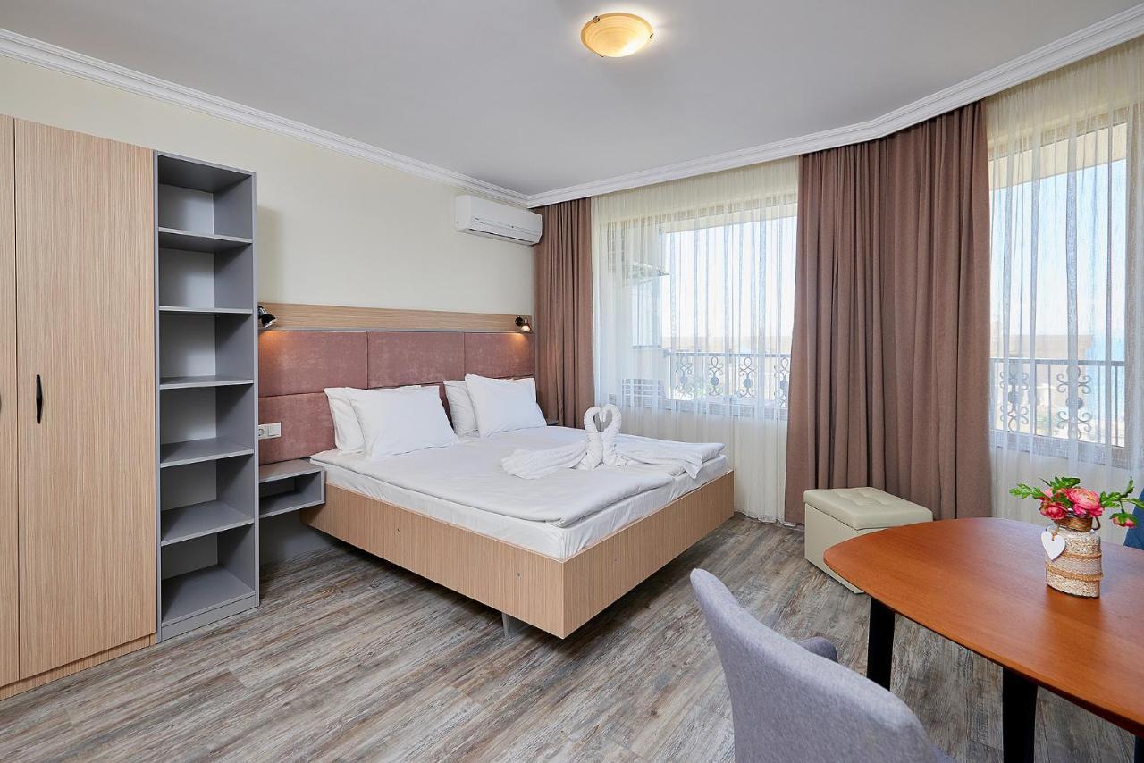 Crotiria Beach - Aparthotel เปาโมเรีย ภายนอก รูปภาพ